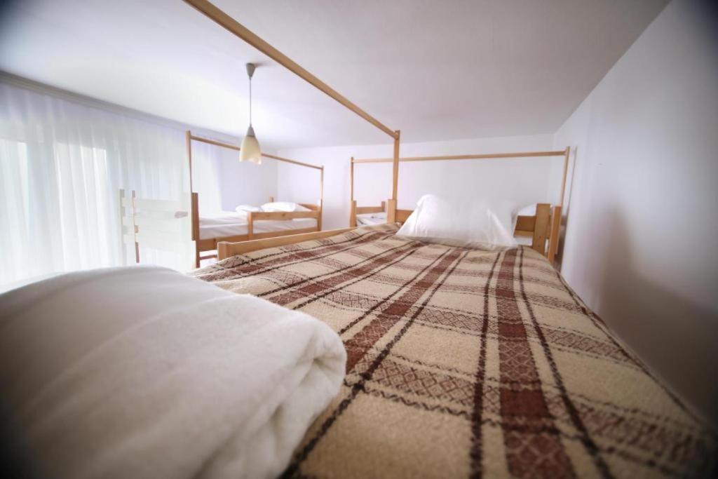 Hostel Bushati Прізрен Екстер'єр фото